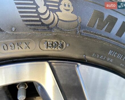 Красный Хендай Kona Electric, объемом двигателя 0 л и пробегом 113 тыс. км за 19950 $, фото 20 на Automoto.ua