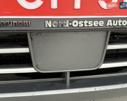 Красный Хендай Kona Electric, объемом двигателя 0 л и пробегом 89 тыс. км за 19799 $, фото 25 на Automoto.ua