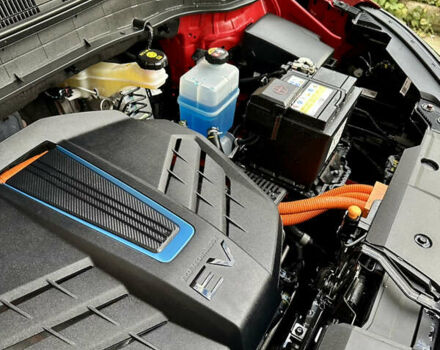 Красный Хендай Kona Electric, объемом двигателя 0 л и пробегом 84 тыс. км за 16950 $, фото 56 на Automoto.ua