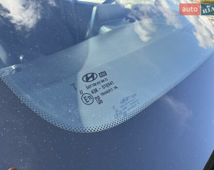 Красный Хендай Kona Electric, объемом двигателя 0 л и пробегом 53 тыс. км за 16900 $, фото 55 на Automoto.ua