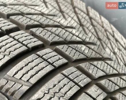 Красный Хендай Kona Electric, объемом двигателя 0 л и пробегом 117 тыс. км за 19200 $, фото 9 на Automoto.ua