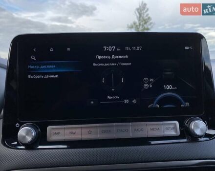 Красный Хендай Kona Electric, объемом двигателя 0 л и пробегом 117 тыс. км за 19200 $, фото 59 на Automoto.ua