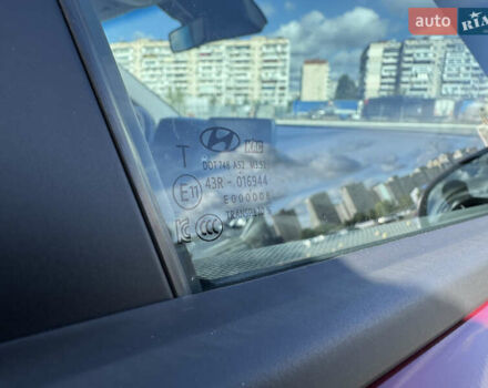 Красный Хендай Kona Electric, объемом двигателя 0 л и пробегом 53 тыс. км за 16900 $, фото 56 на Automoto.ua