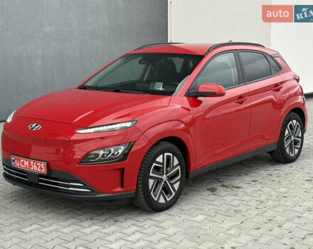 Красный Хендай Kona Electric, объемом двигателя 0 л и пробегом 89 тыс. км за 19799 $, фото 17 на Automoto.ua