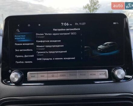 Красный Хендай Kona Electric, объемом двигателя 0 л и пробегом 117 тыс. км за 19200 $, фото 55 на Automoto.ua