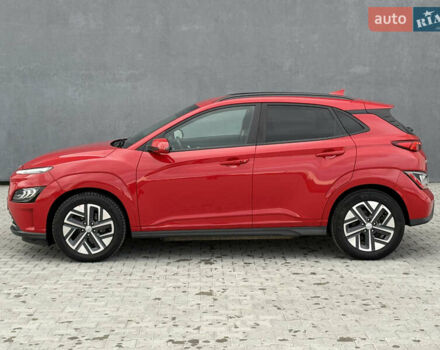Красный Хендай Kona Electric, объемом двигателя 0 л и пробегом 89 тыс. км за 19799 $, фото 16 на Automoto.ua