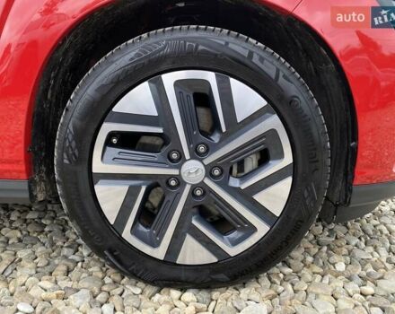 Червоний Хендай Kona Electric, об'ємом двигуна 0 л та пробігом 111 тис. км за 20700 $, фото 21 на Automoto.ua
