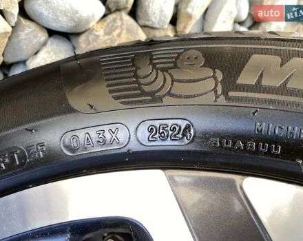 Красный Хендай Kona Electric, объемом двигателя 0 л и пробегом 117 тыс. км за 19200 $, фото 17 на Automoto.ua