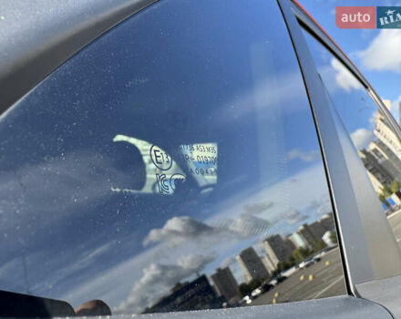 Красный Хендай Kona Electric, объемом двигателя 0 л и пробегом 53 тыс. км за 16900 $, фото 58 на Automoto.ua