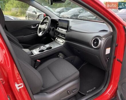 Красный Хендай Kona Electric, объемом двигателя 0 л и пробегом 117 тыс. км за 19200 $, фото 75 на Automoto.ua