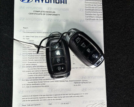 Красный Хендай Kona Electric, объемом двигателя 0 л и пробегом 89 тыс. км за 19799 $, фото 83 на Automoto.ua