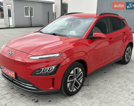 Красный Хендай Kona Electric, объемом двигателя 0 л и пробегом 89 тыс. км за 19799 $, фото 26 на Automoto.ua