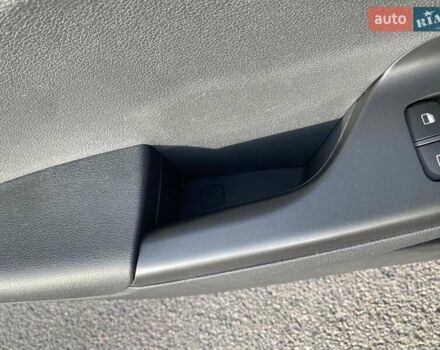 Червоний Хендай Kona Electric, об'ємом двигуна 0 л та пробігом 22 тис. км за 23700 $, фото 37 на Automoto.ua