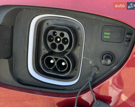 Красный Хендай Kona Electric, объемом двигателя 0 л и пробегом 53 тыс. км за 16900 $, фото 17 на Automoto.ua