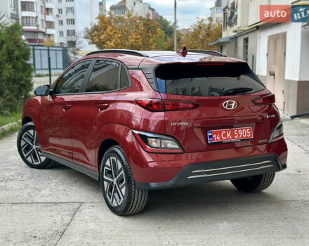Красный Хендай Kona Electric, объемом двигателя 0 л и пробегом 84 тыс. км за 16950 $, фото 25 на Automoto.ua