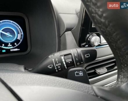 Червоний Хендай Kona Electric, об'ємом двигуна 0 л та пробігом 111 тис. км за 20700 $, фото 41 на Automoto.ua