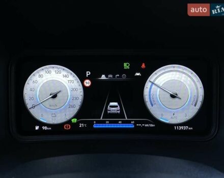 Красный Хендай Kona Electric, объемом двигателя 0 л и пробегом 113 тыс. км за 19950 $, фото 38 на Automoto.ua