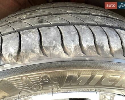 Красный Хендай Kona Electric, объемом двигателя 0 л и пробегом 117 тыс. км за 19200 $, фото 27 на Automoto.ua