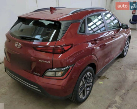 Красный Хендай Kona Electric, объемом двигателя 0 л и пробегом 84 тыс. км за 16950 $, фото 86 на Automoto.ua