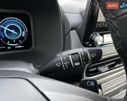 Красный Хендай Kona Electric, объемом двигателя 0 л и пробегом 117 тыс. км за 19200 $, фото 39 на Automoto.ua