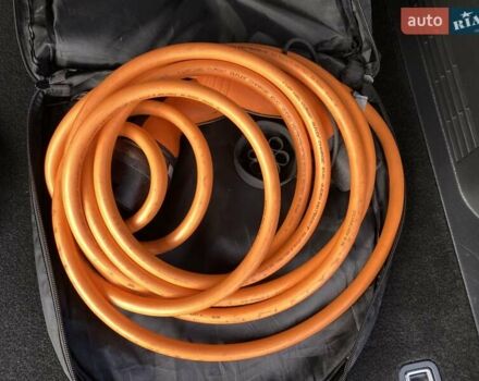 Красный Хендай Kona Electric, объемом двигателя 0 л и пробегом 117 тыс. км за 19200 $, фото 72 на Automoto.ua