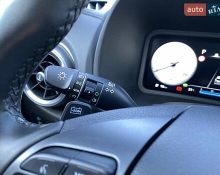 Красный Хендай Kona Electric, объемом двигателя 0 л и пробегом 113 тыс. км за 19950 $, фото 35 на Automoto.ua