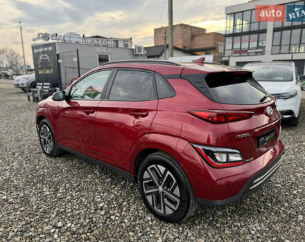Красный Хендай Kona Electric, объемом двигателя 0 л и пробегом 51 тыс. км за 17999 $, фото 8 на Automoto.ua