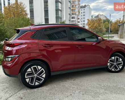 Красный Хендай Kona Electric, объемом двигателя 0 л и пробегом 84 тыс. км за 16950 $, фото 6 на Automoto.ua