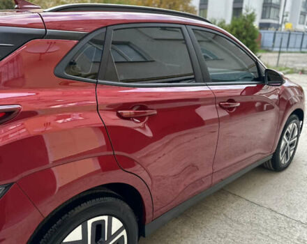 Красный Хендай Kona Electric, объемом двигателя 0 л и пробегом 84 тыс. км за 16950 $, фото 74 на Automoto.ua