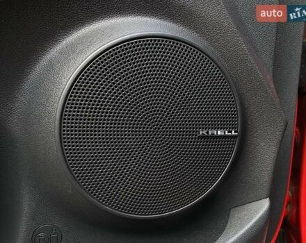 Красный Хендай Kona Electric, объемом двигателя 0 л и пробегом 117 тыс. км за 19200 $, фото 2 на Automoto.ua