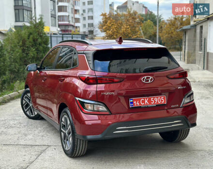 Красный Хендай Kona Electric, объемом двигателя 0 л и пробегом 84 тыс. км за 16950 $, фото 24 на Automoto.ua