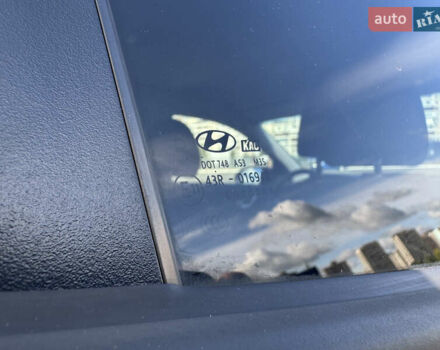 Красный Хендай Kona Electric, объемом двигателя 0 л и пробегом 53 тыс. км за 16900 $, фото 57 на Automoto.ua