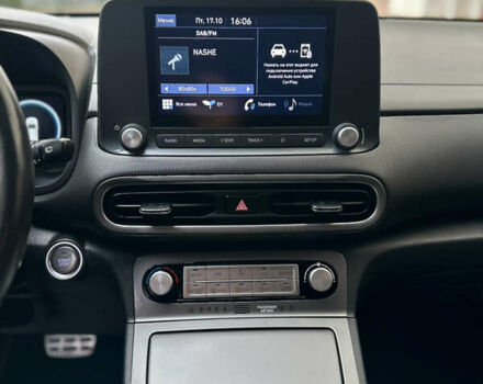 Красный Хендай Kona Electric, объемом двигателя 0 л и пробегом 84 тыс. км за 16950 $, фото 39 на Automoto.ua