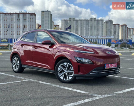Красный Хендай Kona Electric, объемом двигателя 0 л и пробегом 53 тыс. км за 16900 $, фото 63 на Automoto.ua