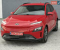 Красный Хендай Kona Electric, объемом двигателя 0 л и пробегом 89 тыс. км за 19799 $, фото 3 на Automoto.ua