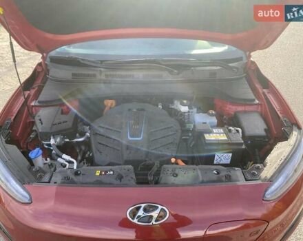 Червоний Хендай Kona Electric, об'ємом двигуна 0 л та пробігом 22 тис. км за 23700 $, фото 9 на Automoto.ua