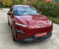 Красный Хендай Kona Electric, объемом двигателя 0 л и пробегом 84 тыс. км за 16950 $, фото 80 на Automoto.ua