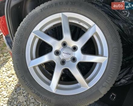 Красный Хендай Kona Electric, объемом двигателя 0 л и пробегом 113 тыс. км за 19950 $, фото 3 на Automoto.ua