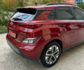 Красный Хендай Kona Electric, объемом двигателя 0 л и пробегом 84 тыс. км за 16950 $, фото 73 на Automoto.ua
