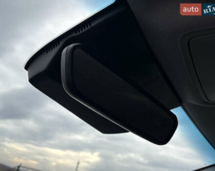 Красный Хендай Kona Electric, объемом двигателя 0 л и пробегом 89 тыс. км за 19799 $, фото 64 на Automoto.ua