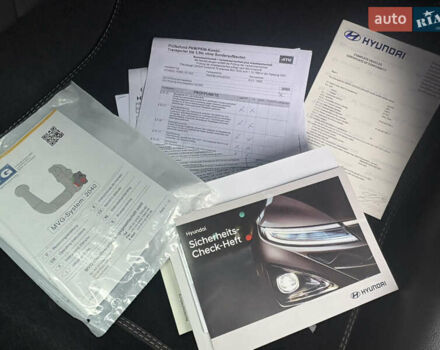 Красный Хендай Kona Electric, объемом двигателя 0 л и пробегом 89 тыс. км за 19799 $, фото 84 на Automoto.ua