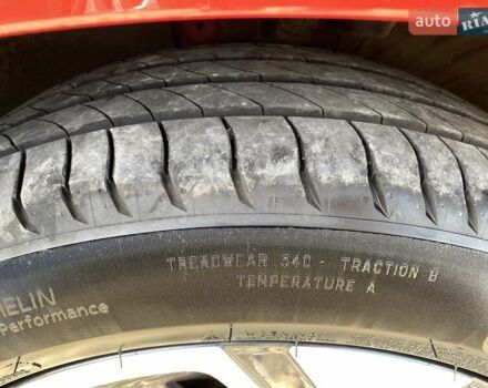 Красный Хендай Kona Electric, объемом двигателя 0 л и пробегом 117 тыс. км за 19200 $, фото 18 на Automoto.ua