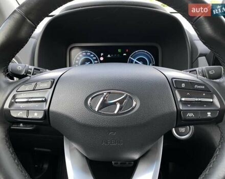 Красный Хендай Kona Electric, объемом двигателя 0 л и пробегом 117 тыс. км за 19200 $, фото 37 на Automoto.ua