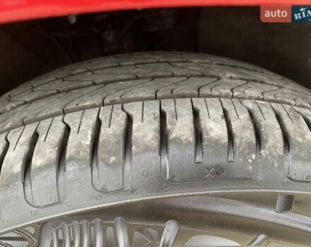 Червоний Хендай Kona Electric, об'ємом двигуна 0 л та пробігом 111 тис. км за 20700 $, фото 22 на Automoto.ua