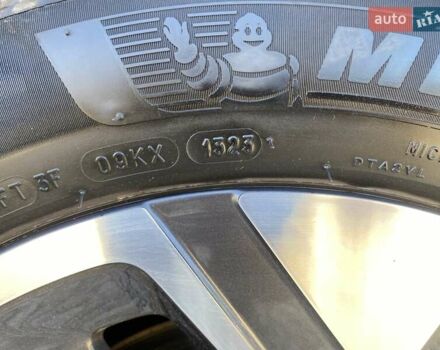 Красный Хендай Kona Electric, объемом двигателя 0 л и пробегом 113 тыс. км за 19950 $, фото 25 на Automoto.ua