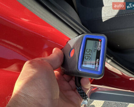 Красный Хендай Kona Electric, объемом двигателя 0 л и пробегом 53 тыс. км за 16900 $, фото 53 на Automoto.ua