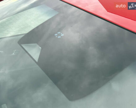 Красный Хендай Kona Electric, объемом двигателя 0 л и пробегом 89 тыс. км за 19799 $, фото 18 на Automoto.ua