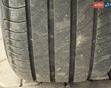 Красный Хендай Kona Electric, объемом двигателя 0 л и пробегом 17 тыс. км за 16999 $, фото 14 на Automoto.ua