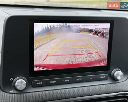 Красный Хендай Kona Electric, объемом двигателя 0 л и пробегом 17 тыс. км за 16999 $, фото 26 на Automoto.ua