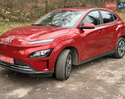 Красный Хендай Kona Electric, объемом двигателя 0 л и пробегом 87 тыс. км за 18500 $, фото 24 на Automoto.ua